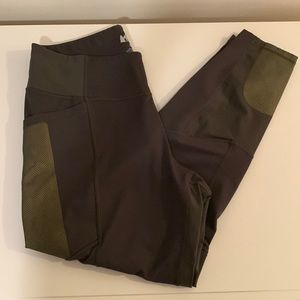 Green REI leggings with pockets, size XL